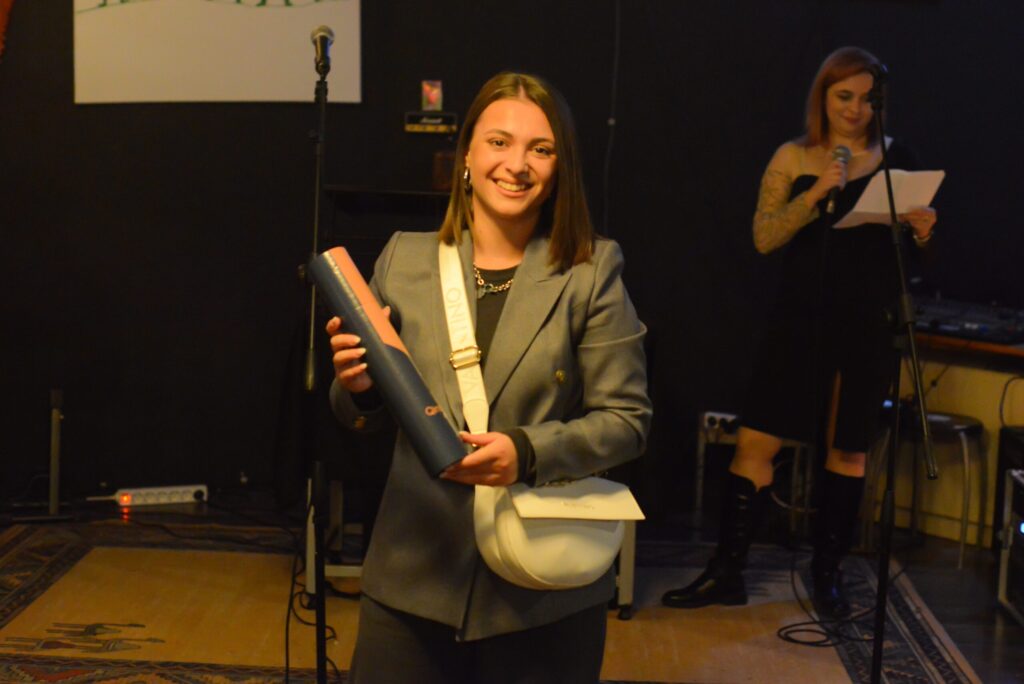 marija_student_akademija_za_dizajn_avenga